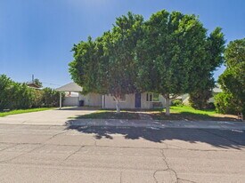 1233 W 11th St in Tempe, AZ - Building Photo