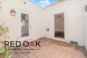 417 S Coronado St in Los Angeles, CA - Building Photo - Building Photo