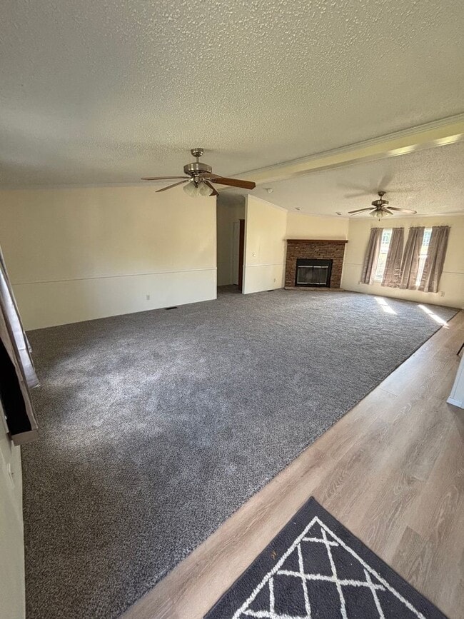 6154 Pine Tree Loop in Shreveport, LA - Building Photo - Building Photo