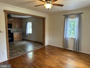13434 John Marshall Hwy in Linden, VA - Building Photo - Building Photo