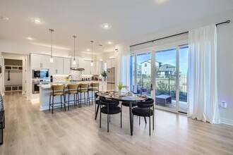 7700 Ella Lee Ln in Austin, TX - Building Photo - Building Photo