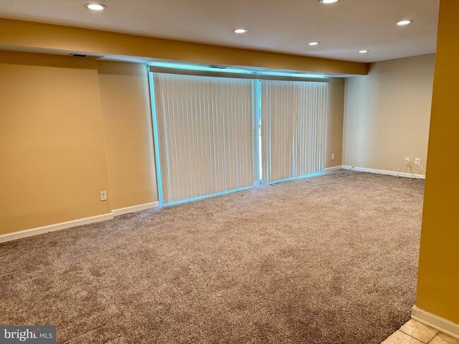 property at 95 Kenwood Dr