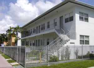 South Beach Apartments in Miami Beach, FL - Foto de edificio - Building Photo