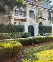 414 E Bay St in Jacksonville, FL - Building Photo