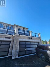 114 Robert Eaton Ave. in Markham, ON - Building Photo - Building Photo