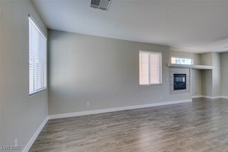 9029 Blue Raven Ave in Las Vegas, NV - Building Photo - Building Photo