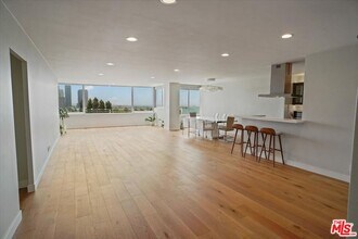 865 Comstock Ave in Los Angeles, CA - Building Photo - Building Photo