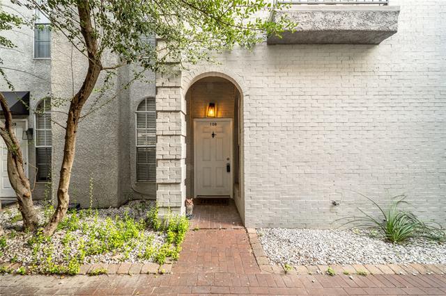 3605 Brown St in Dallas, TX - Building Photo