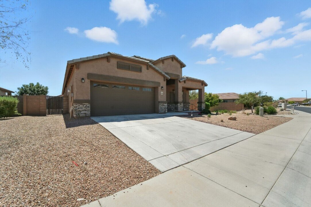 23795 W Cocopah St in Buckeye, AZ - Building Photo