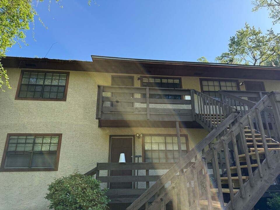 2519 Old Bainbridge Rd-Unit -C in Tallahassee, FL - Building Photo