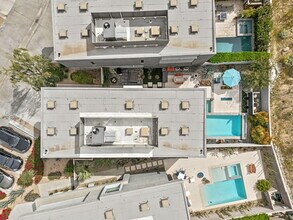 1201 Surrey Ln in Palm Springs, CA - Building Photo - Building Photo