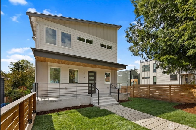 property at 3215 37th Pl S