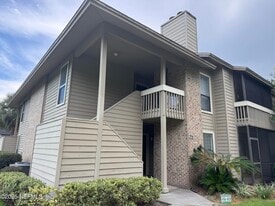 10200 Belle Rive Blvd in Jacksonville, FL - Building Photo