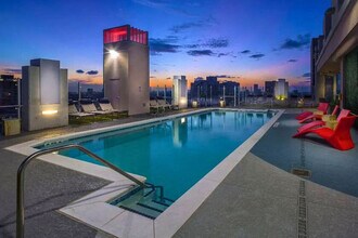 1601 Main St in Houston, TX - Building Photo - Building Photo