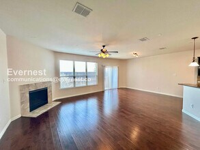 2356 Aspermont Way in Lewisville, TX - Building Photo - Building Photo