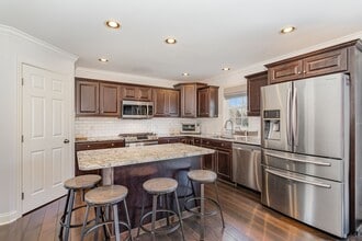 105 Shade Tree Dr in Lancaster, PA - Building Photo - Building Photo
