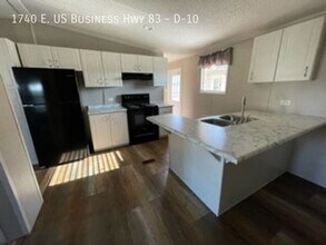 1740 E US Business Hwy in Mission, TX - Building Photo - Building Photo
