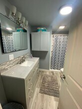 8920 Elim St in Anchorage, AK - Building Photo - Building Photo