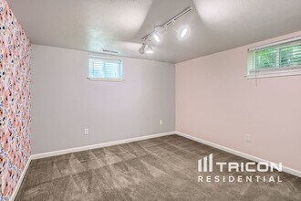 6111 S 520 E in Murray, UT - Building Photo - Building Photo