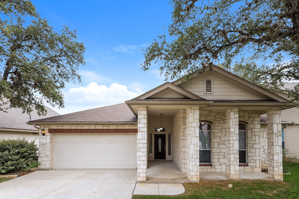 15327 Nesting Way in San Antonio, TX - Building Photo