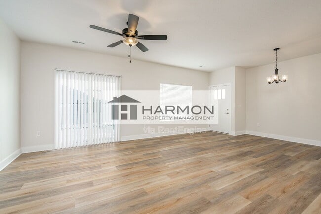 2018 N Reece Ct in Wichita, KS - Building Photo - Building Photo