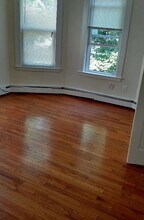 17 Parker Hill Ave, Unit 2 in Boston, MA - Foto de edificio - Building Photo