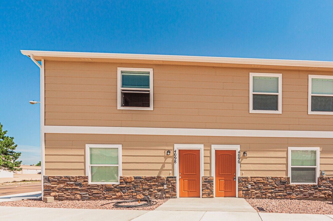 4090 Warthog Hts in Colorado Springs, CO - Building Photo