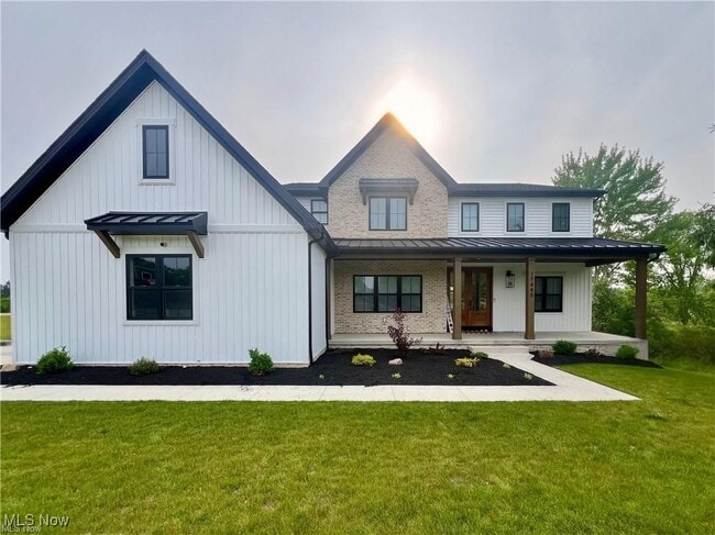 property at 17440 Sawgrass Cir