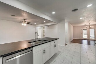 3561 Westfield Ave in Fort Worth, TX - Building Photo - Building Photo
