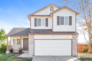 4324 S Halifax St in Centennial, CO - Building Photo
