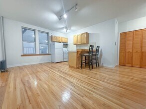 707 W 171st St, Unit 2A in New York, NY - Building Photo - Building Photo