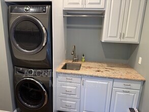 8 Azalea Way in Boxford, MA - Building Photo - Building Photo