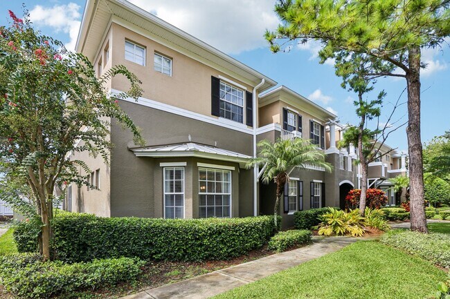 property at 7435 Arlington Grove Cir