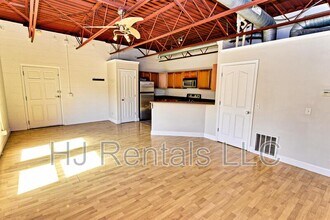 252 S Florissant Rd in Ferguson, MO - Building Photo - Building Photo