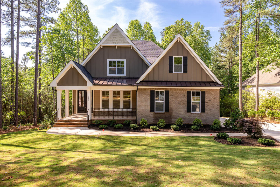 605 Chapel Ridge Dr in Pittsboro, NC - Building Photo