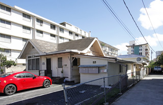 1525 Piikoi St Apartments