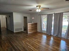 521 John Doe St in Clovis, NM - Building Photo - Building Photo