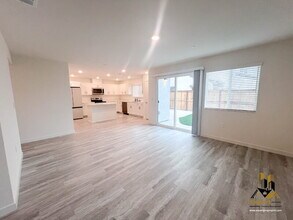 2081 Blue Star Dr in Roseville, CA - Building Photo - Building Photo