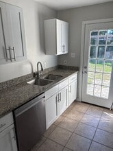 155 Beachview Ave in Biloxi, MS - Building Photo - Building Photo