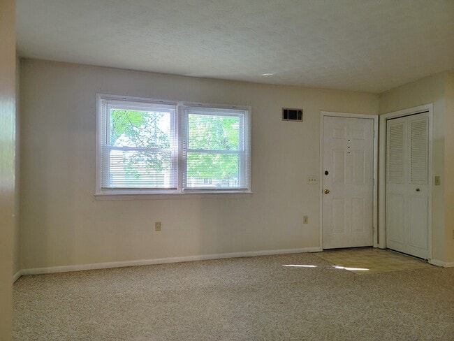 457 W Main Ave in Myerstown, PA - Building Photo - Building Photo