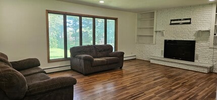 1900 Jefferson Rd in Northfield, MN - Building Photo - Building Photo