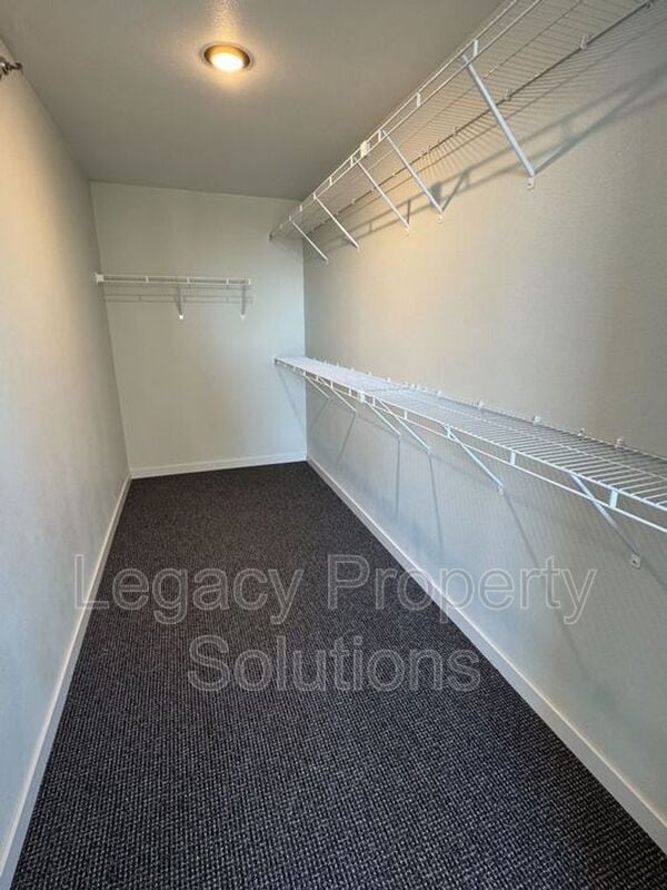 property at 208 E Greenfield Ln