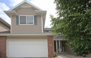 6028 Glenbrook Ln in Lincoln, NE - Building Photo