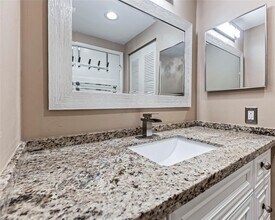 9369 S Belfort Cir, Unit 114 in Tamarac, FL - Foto de edificio - Building Photo