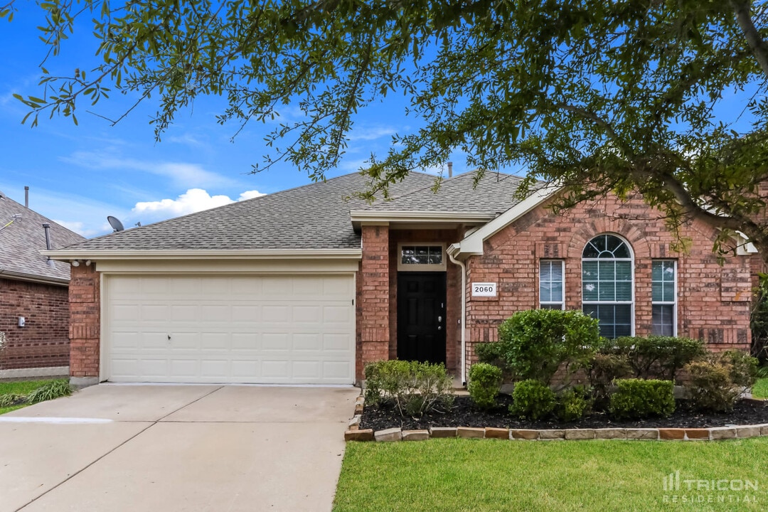 2060 Faircrest Trail in Forney, TX - Building Photo