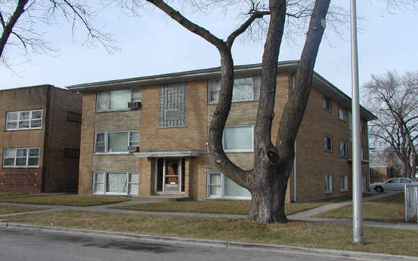 3611 Adams St in Bellwood, IL - Foto de edificio