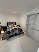 28141 Alaminos Dr in Santa Clarita, CA - Building Photo - Building Photo