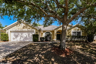 471 Shady Creek Ln in Clermont, FL - Building Photo