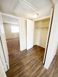 Ridgecrest Apartments in Amarillo, TX - Building Photo - Building Photo