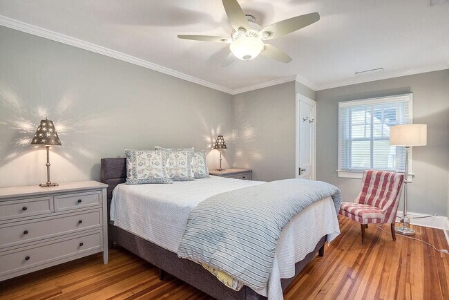 3707 Underwood St in Chevy Chase, MD - Building Photo - Building Photo